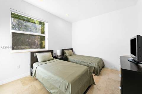 1490 Cleveland Rd, Miami Beach FL - photo 16 of 28