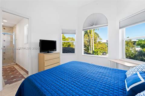 1490 Cleveland Rd, Miami Beach FL - photo 17 of 28