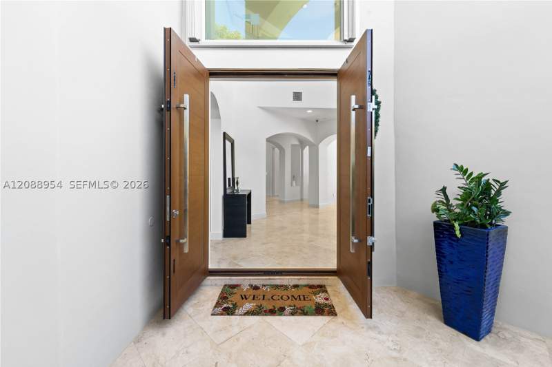 5 bedroom SingleFamilyResidence at 1490 Cleveland Rd, Biscayne Point, Miami Beach — photo 3