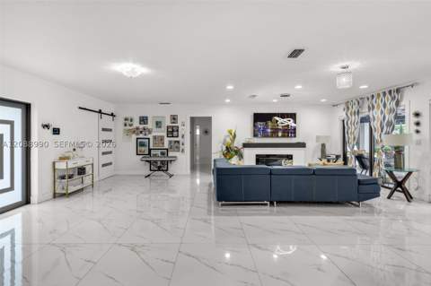 10010 SW 85th Ter, Miami FL - photo 7 of 47