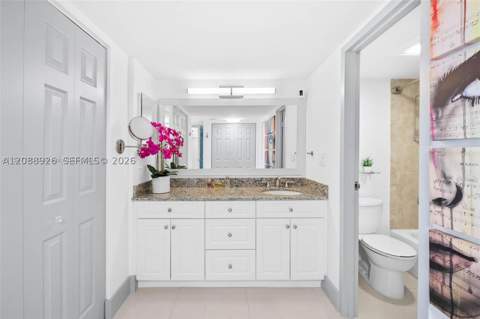 3675 N Country Club Dr 1006, Aventura FL - photo 17 of 19