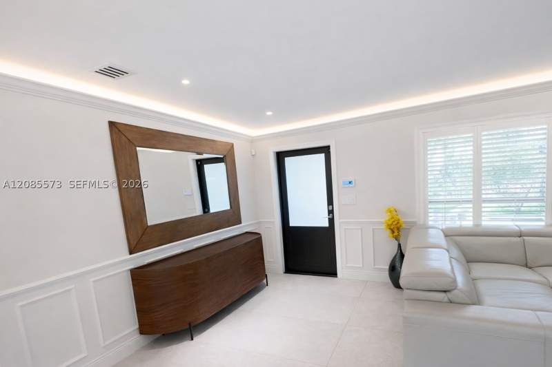 5 bedroom SingleFamilyResidence at 7440 SW 174th St, Cutler Hammock, Palmetto Bay — photo 4