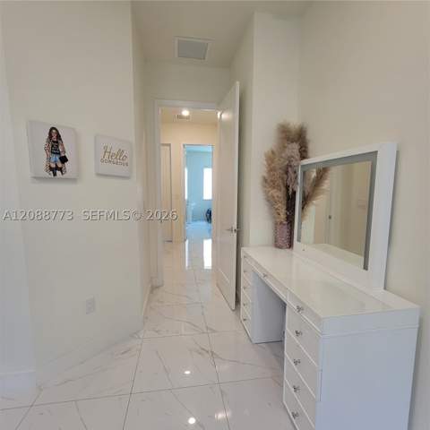 10440 NW 67th St 10440, Doral FL - photo 20 of 54