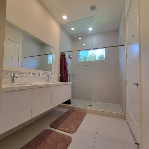 10440 NW 67th St 10440, Doral FL - photo 21 of 54