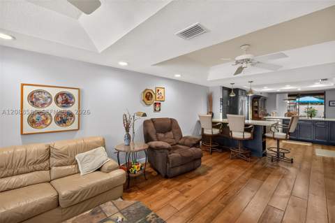 10656 SW 76th Ter, Miami FL - photo 16 of 54