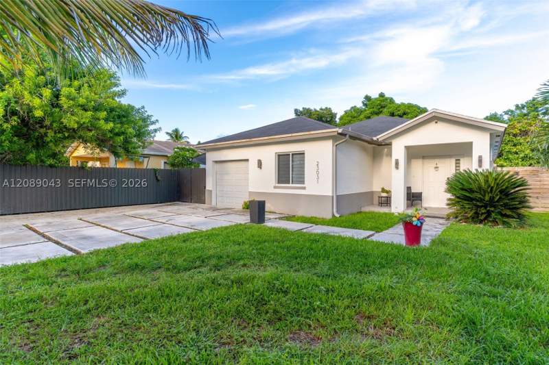 4 bedroom SingleFamilyResidence at 23031 SW 124th Ave, Silver Palm Park, Miami — photo 3