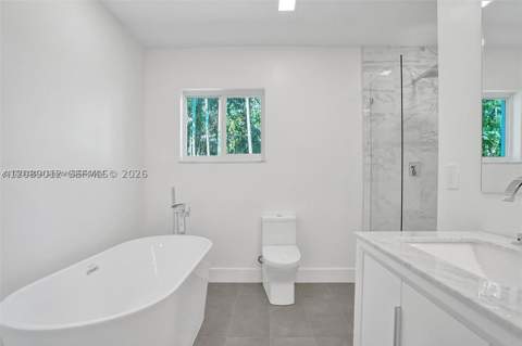 630 NE 52nd Ter, Miami FL - photo 7 of 24