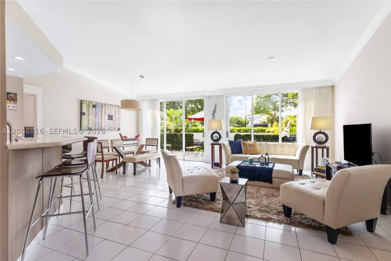 3 bedroom Townhouse at 4501 NW 102nd Ct, Townhomes Of Doral Place, Doral — photo 2