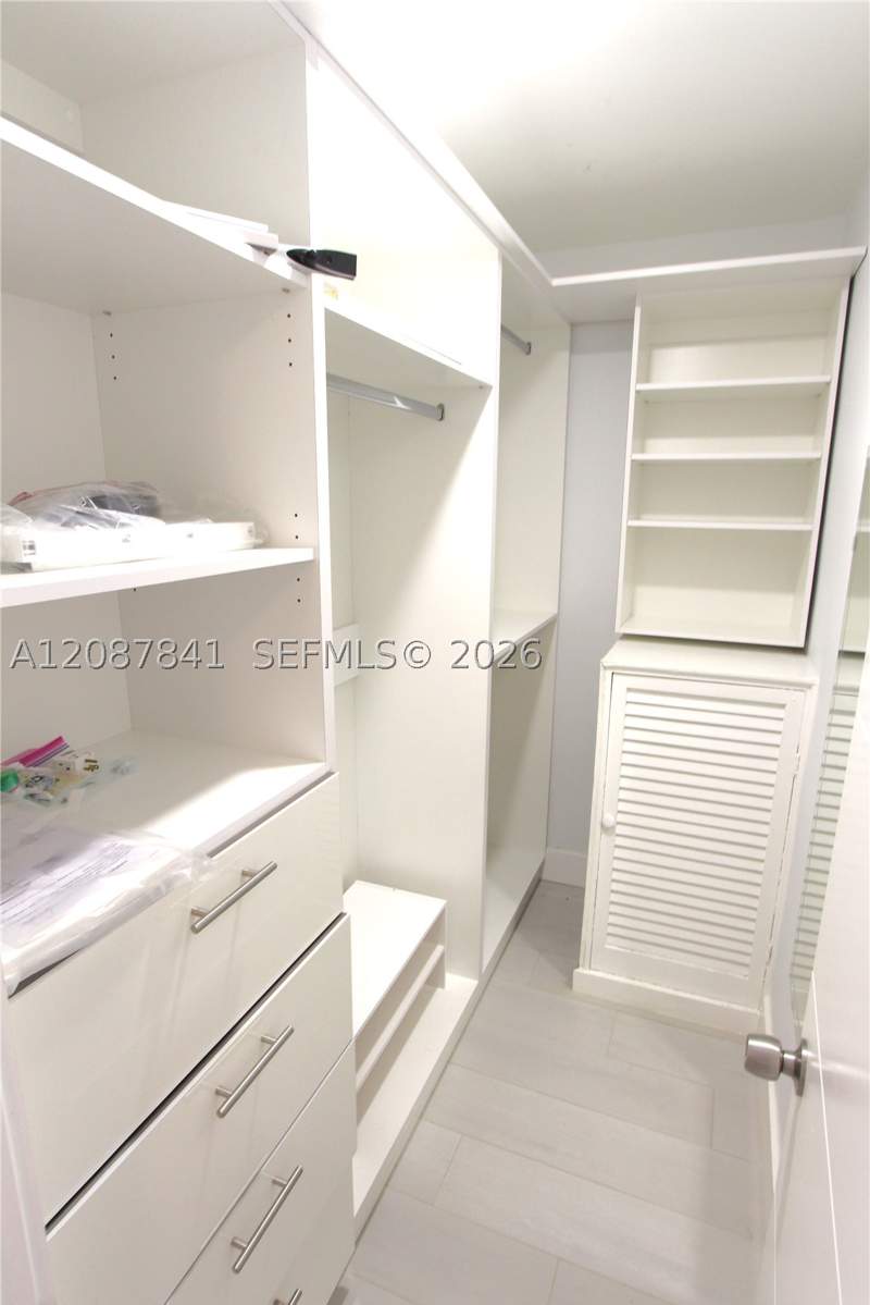 0 bedroom Condominium at 427 Santander Ave 202, Villa Santander Condo, Coral Gables — photo 5