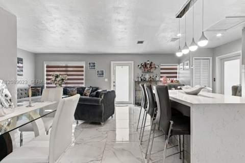20505 NW 45th Ave, Miami Gardens FL - photo 14 of 55