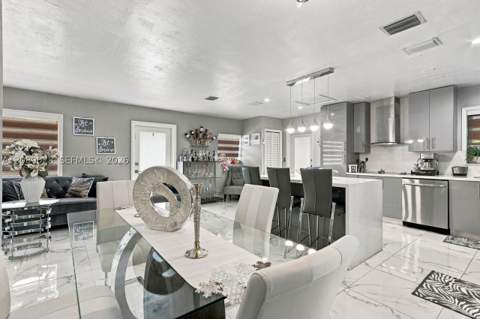 20505 NW 45th Ave, Miami Gardens FL - photo 15 of 55