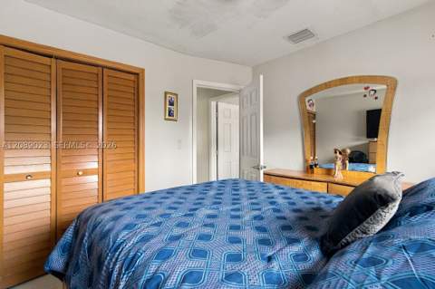 20505 NW 45th Ave, Miami Gardens FL - photo 22 of 55