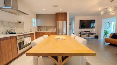 1321 NW 52nd St, Miami FL - photo 12 of 32