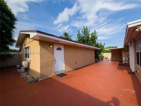 11601 SW 183rd St, Miami FL - photo 6 of 40