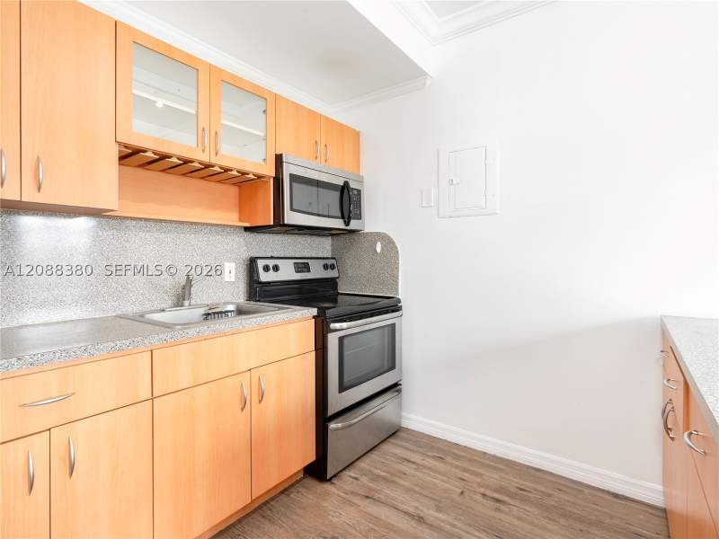 2 bedroom Condominium at 737 Jefferson Ave 305, The Sheridan Condo, Miami Beach — photo 5