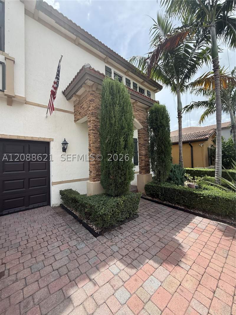 4 bedroom SingleFamilyResidence at 11712 SW 234th St, Silver Palm West, Homestead — photo 2