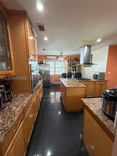 16111 SW 98th Ave, Miami FL - photo 12 of 18