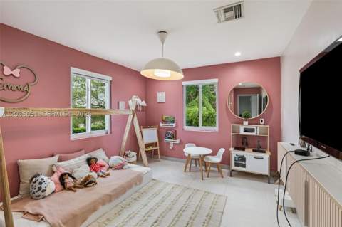 2615 NE 213th St, Miami FL - photo 14 of 29