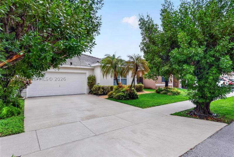 3 bedroom SingleFamilyResidence at 7557 SW 164th Ct, Continental Homes At Lago, Miami — photo 3