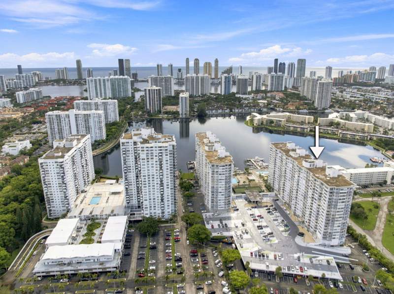 2 bedroom Condominium at 18021 Biscayne Boulevard 901, Del Prado Marina, Aventura — photo 2