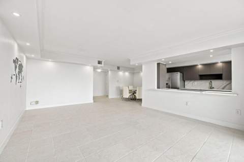18021 Biscayne Boulevard 901, Aventura FL - photo 7 of 43
