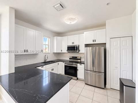 10242 NW 7th St 203, Miami FL - photo 7 of 19