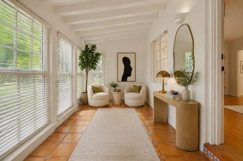 3 bedroom SingleFamilyResidence at 836 Alberca St, 1st Addn Granada Place, Coral Gables — photo 5