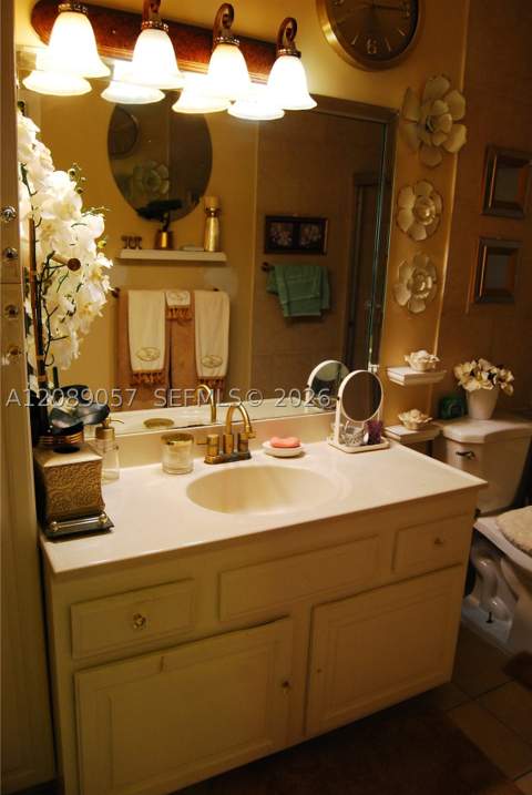 10815 SW 165th Ter, Miami FL - photo 20 of 37