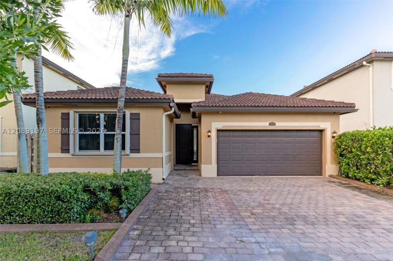 4 bedroom SingleFamilyResidence at 11833 SW 250th Ter, Hemingway Point, Homestead — photo 3