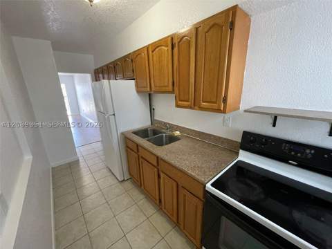 1471 NE 170th St 224A, North Miami Beach FL - photo 8 of 13