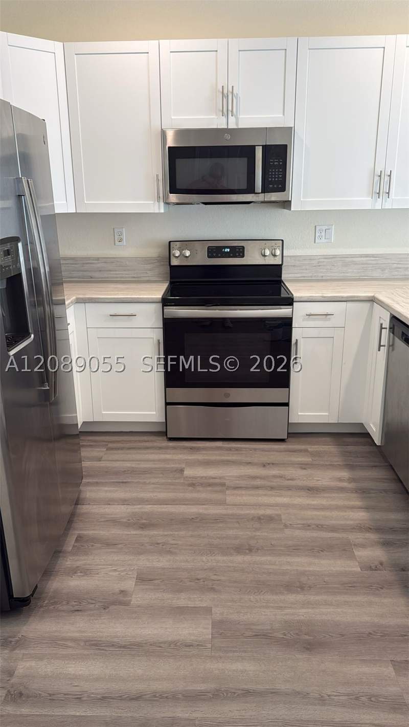 3 bedroom Villa at 10948 W 32nd Ln, Aquabella North Replat, Hialeah — photo 5