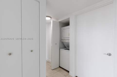 1621 Bay Rd 604, Miami Beach FL - photo 13 of 30