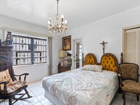 1236 Michigan Ave, Miami Beach FL - photo 10 of 62