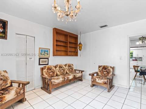 1236 Michigan Ave, Miami Beach FL - photo 13 of 62
