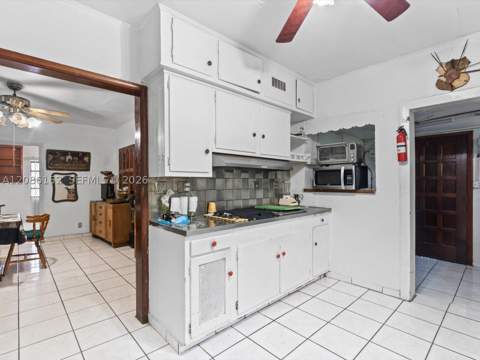 1236 Michigan Ave, Miami Beach FL - photo 17 of 62