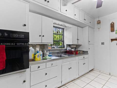 1236 Michigan Ave, Miami Beach FL - photo 18 of 62