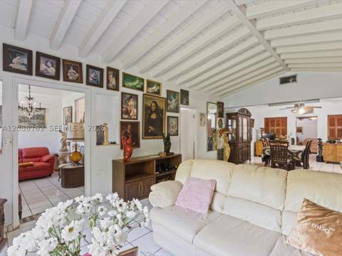 1236 Michigan Ave, Miami Beach FL - photo 6 of 62