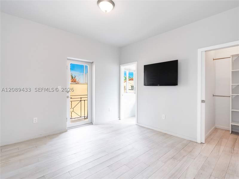 2 bedroom Condominium at 820 15th St 205, Anni Venti Condo, Miami Beach — photo 5