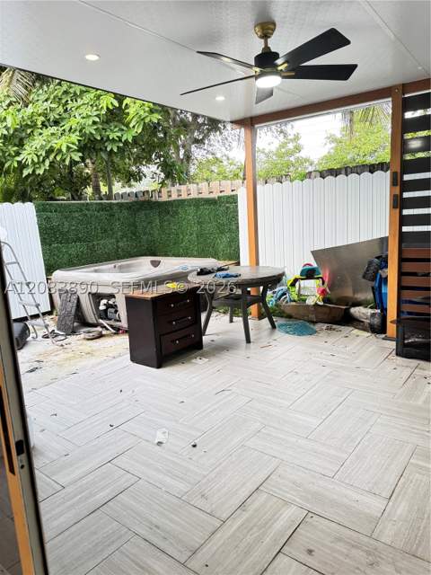 1017 NE 42nd Pl, Homestead FL - photo 8 of 9