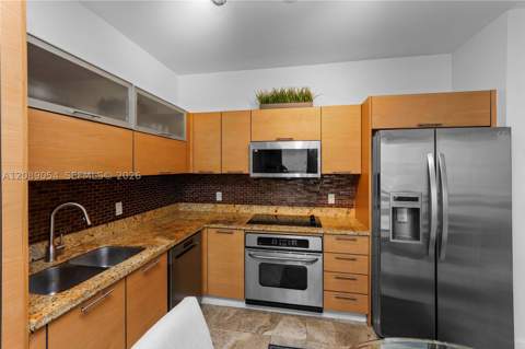 3180 SW 22nd Ter 604, Miami FL - photo 8 of 17