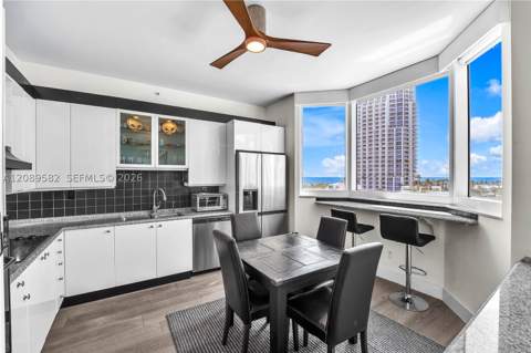 300 S Pointe Dr 809, Miami Beach FL - photo 6 of 54