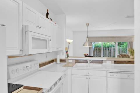 1720 NE 33 Avenue 105-5, Homestead FL - photo 11 of 38