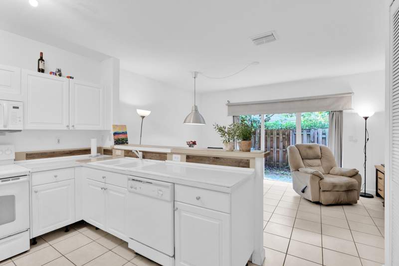 2 bedroom Townhouse at 1720 NE 33 Avenue 105-5, Villas At Carmel Condo No, Homestead — photo 5