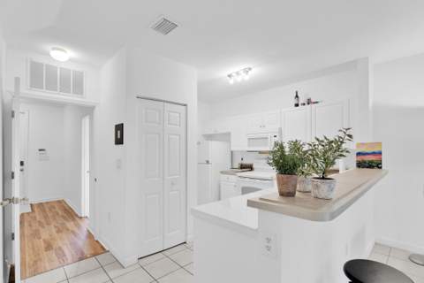 1720 NE 33 Avenue 105-5, Homestead FL - photo 6 of 38