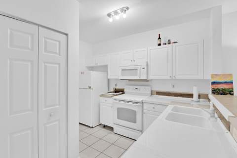 1720 NE 33 Avenue 105-5, Homestead FL - photo 9 of 38