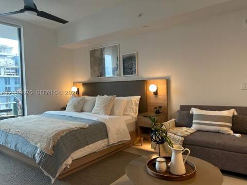 159 NE 6th St 3206, Miami FL - photo 18 of 37