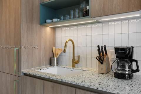 159 NE 6th St 3206, Miami FL - photo 7 of 37