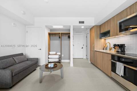 159 NE 6th St 3206, Miami FL - photo 8 of 37