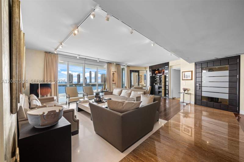 4 bedroom Condominium at 6000 Island Blvd 1703, Bellamare @ Williams Isla, Aventura — photo 2
