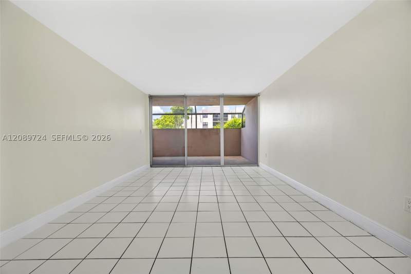 2 bedroom Condominium at 10525 SW 112th Ave 113, Garden Of Kendall Condo N, Miami — photo 4